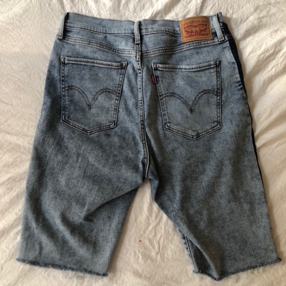 Levi’s Denim Bike Shorts size 31